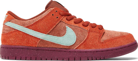 Nike SB Dunk Low Pro PRM "MYSTIC RED"