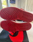 DS AIR JORDAN 1 HIGH CHICAGO 2015 - SIZE 8 (DIFFERENT LABEL ON BOX)