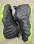 AIR FOAMPOSITE ONE BLACK VOLT - SIZE 10.5 (WORN)