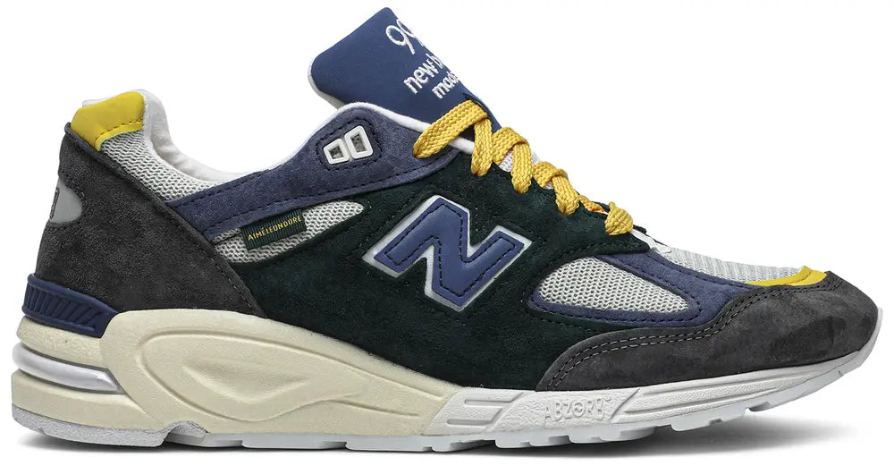 New Balance 990V2 