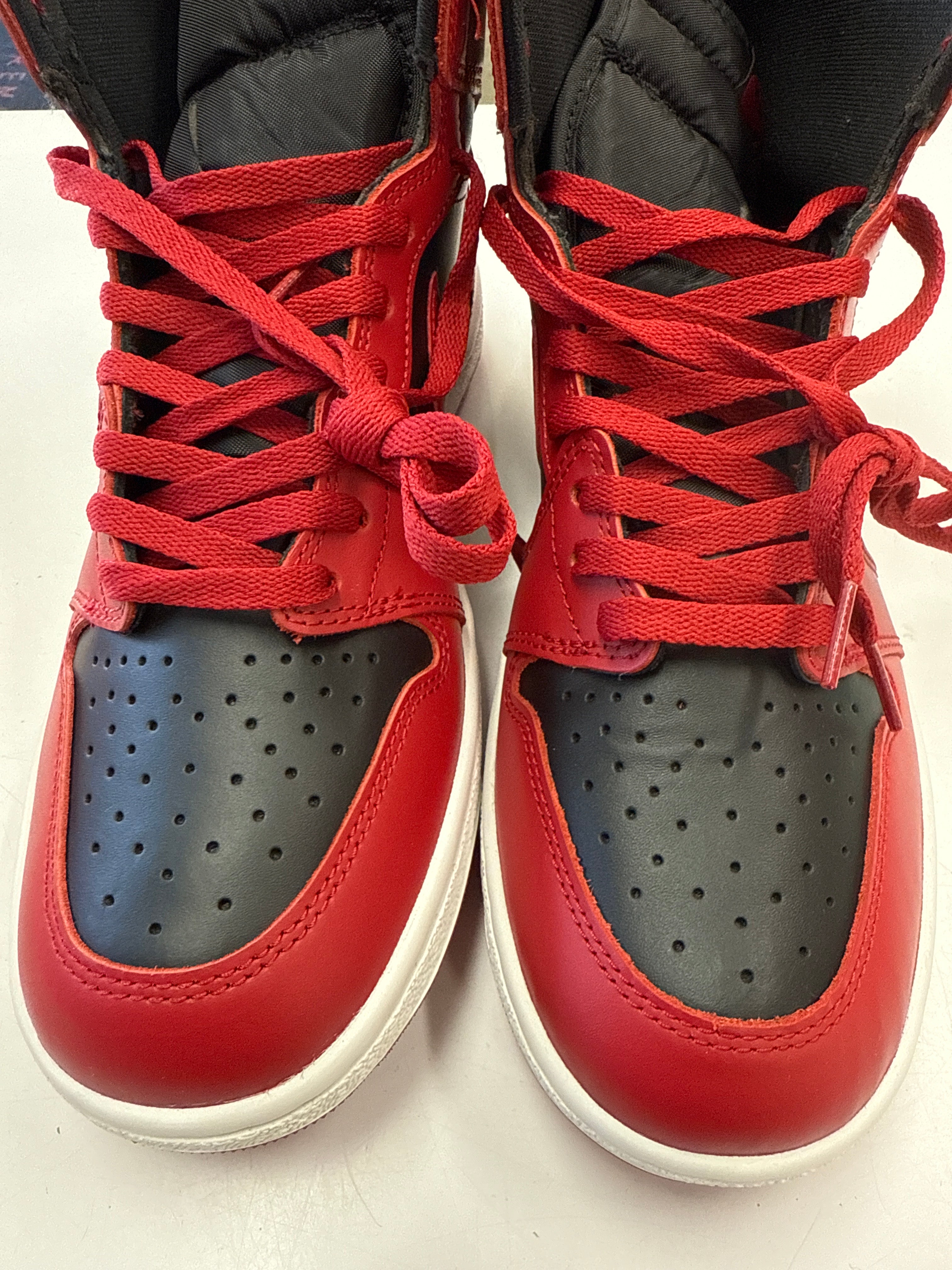 AIR JORDAN 1 HI 85 VARSITY RED - SIZE 10.5 (WORN) - SUPER CLEAN