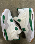 AIR JORDAN 4 SB PINE GREEN - SIZE 8.5 (WORN)