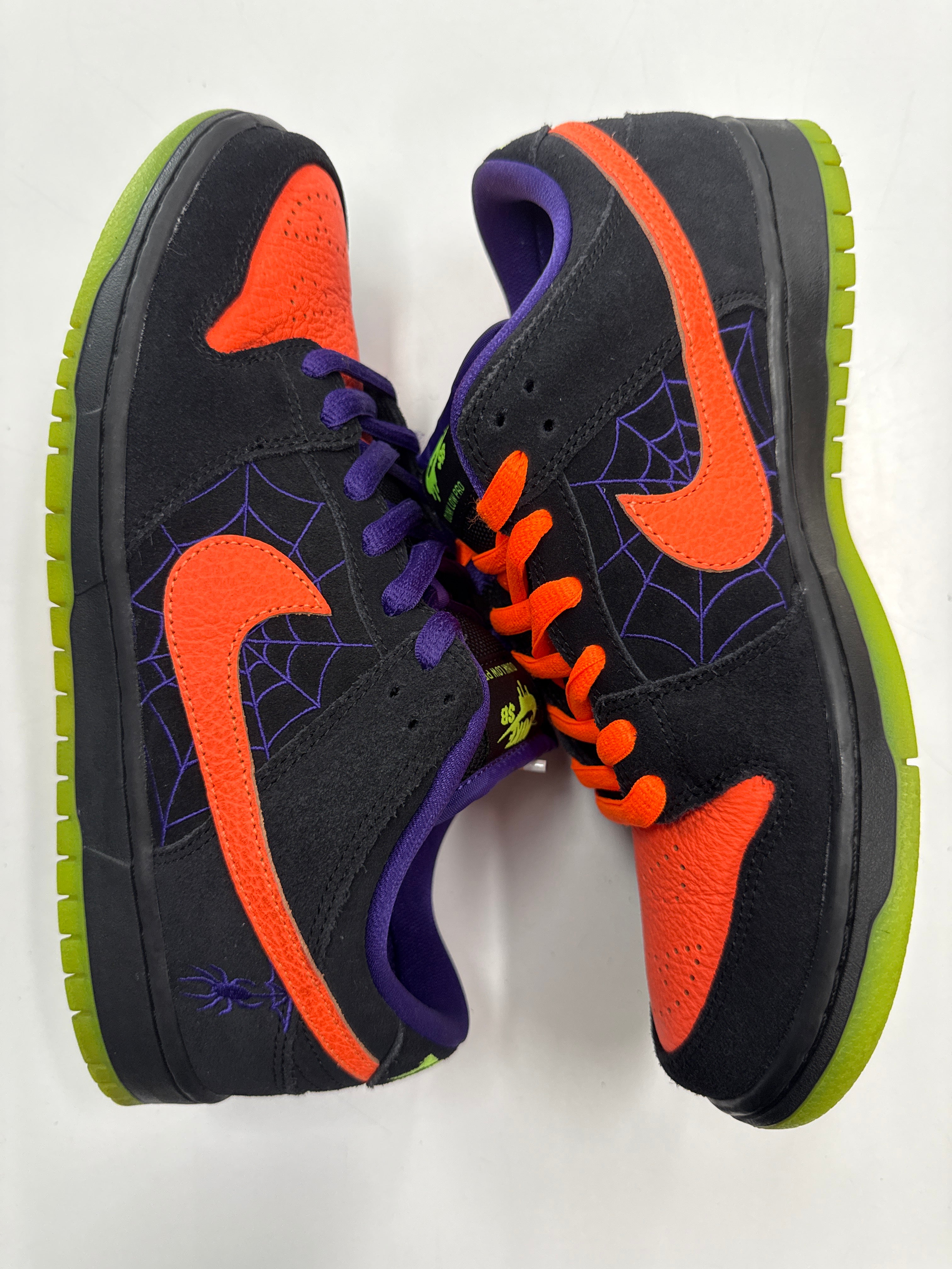 SB DUNK LOW PRO NIGHT OF MISCHIEF HALLOWEEN - SIZE 9 (WORN) – Sole