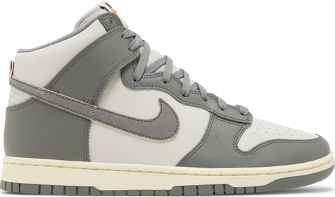 Nike Dunk High Vintage "LIGHT BONE GREY"