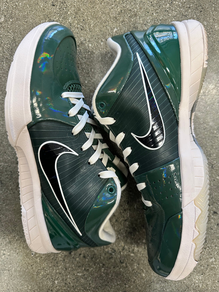 KOBE 4 PROTRO UNDEFEATED BUCS - SIZE 11 (WORN) – Sole Supremacy