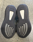 YEEZY BOOST 350 V2 OREO - SIZE 8 (WORN)