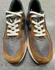 NEW BALANCE 990 CARHARTT WIP SCULPTURE CENTER - SIZE 8 (WORN)