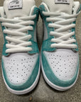 SB DUNK LOW PRO QS APRIL SKATEBOARDS - SIZE 10 (WORN)