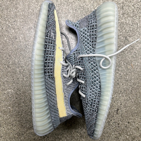 YEEZY BOOST 350 V2 ASH BLUE SIZE 11 (WORN ONCE)