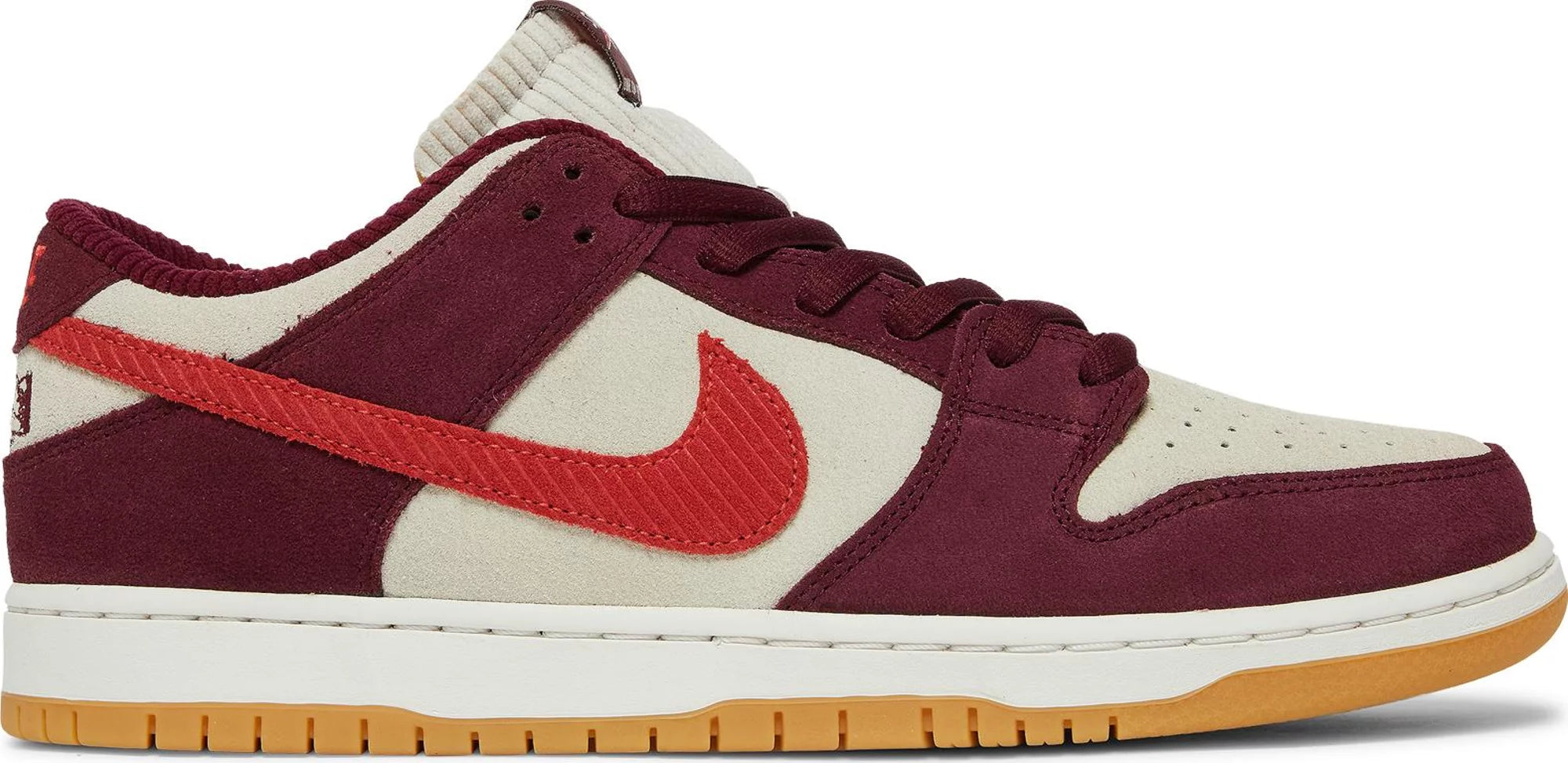 Nike SB Dunk Low Pro QS 