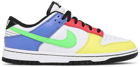 WMNS Nike Dunk Low "GREEN STRIKE"