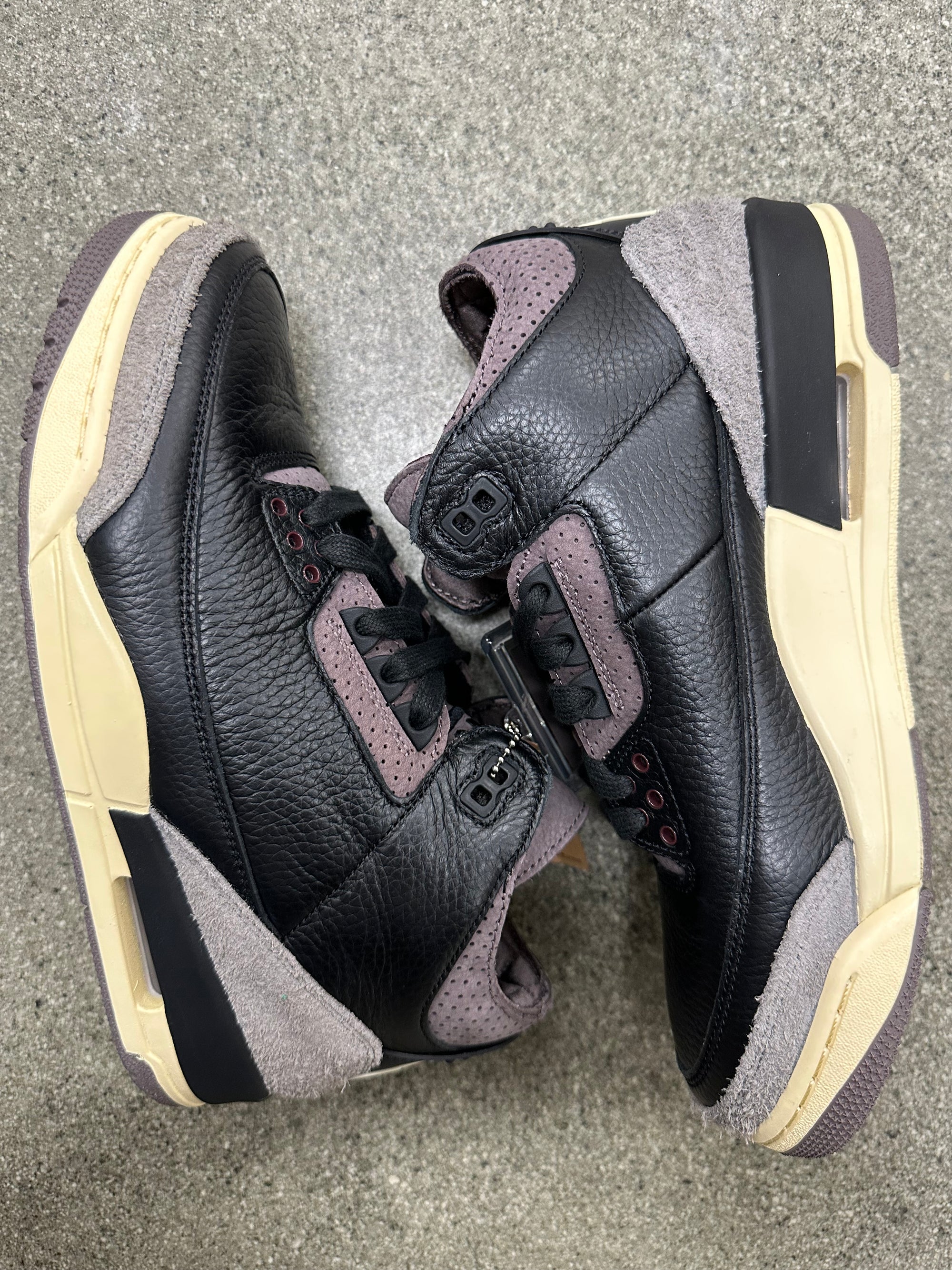 WMNS AIR JORDAN 3 AMA MANIERE - SIZE W9.5 M8 (WORN) (SUPER CLEAN)