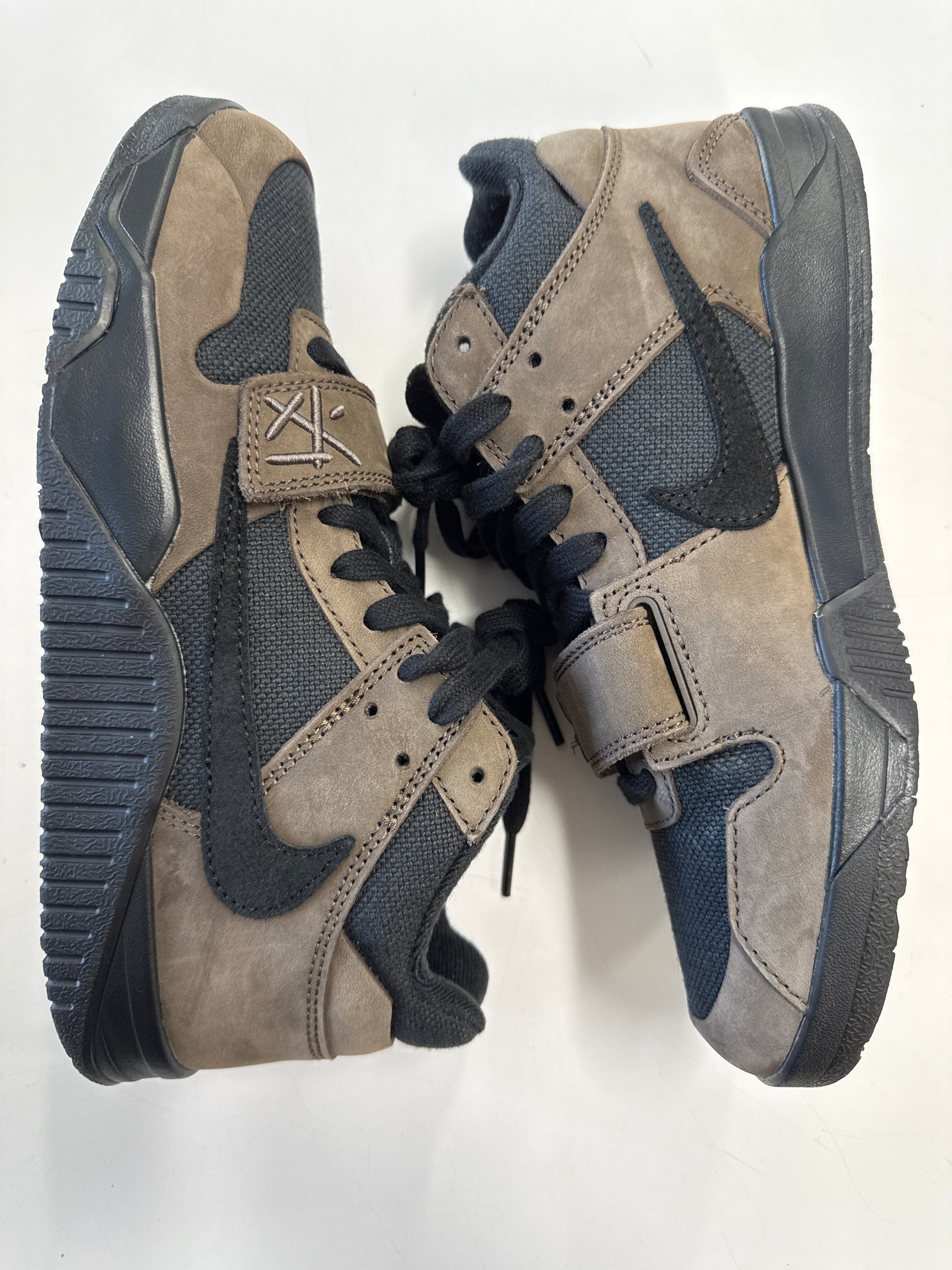 JUMPMAN JACK TRAVIS SCOTT DARK MOCHA - SIZE 8 (WORN)