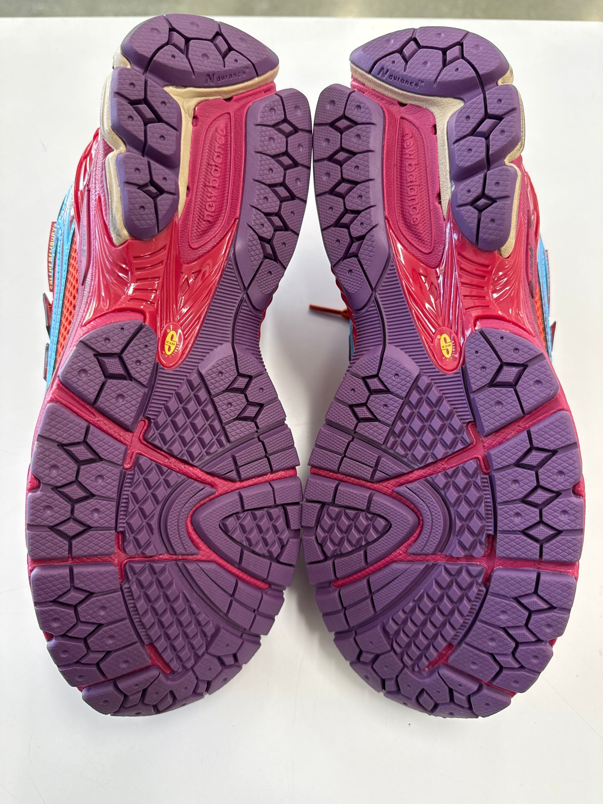 NEW BALANCE 1906R SALEHE BEMBURY HEAT BE HOT MAGMA - SIZE 9.5 (WORN) - SUPER CLEAN