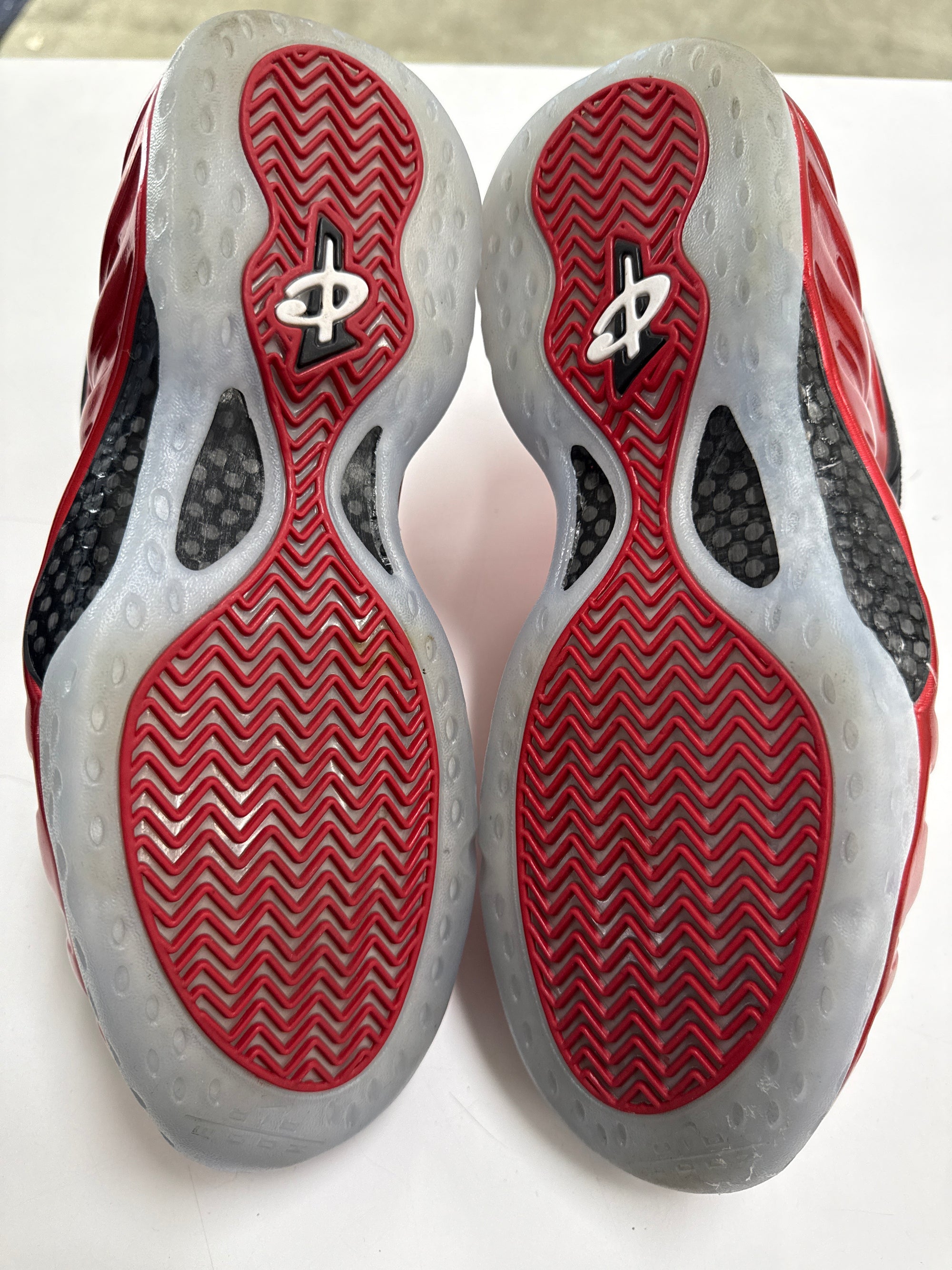 AIR FOAMPOSITE ONE METALLIC RED 2023 - SIZE 11 (WORN)