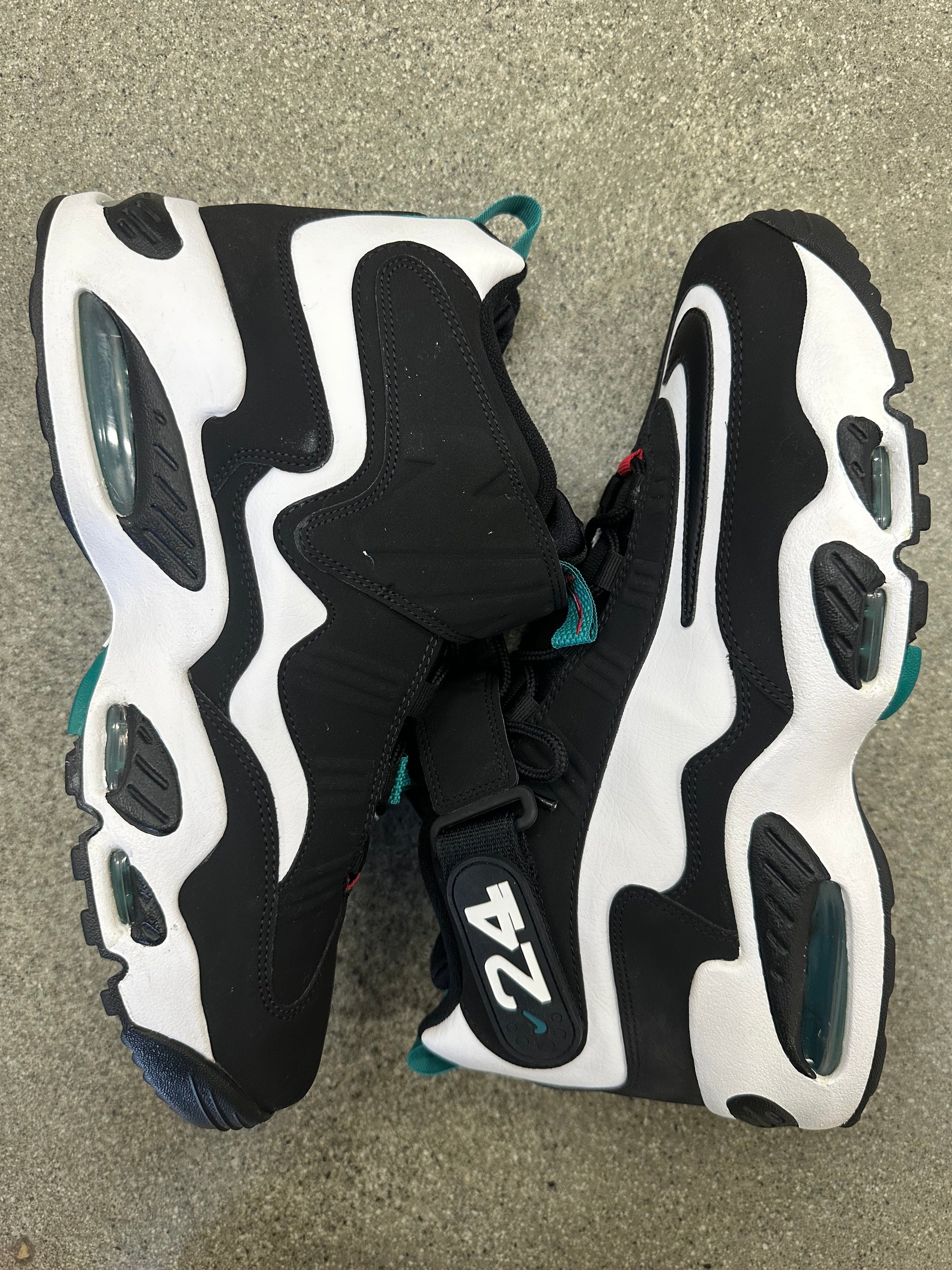 AIR GRIFFEY MAX 1 FRESHWATER - SIZE 10.5 (WORN)