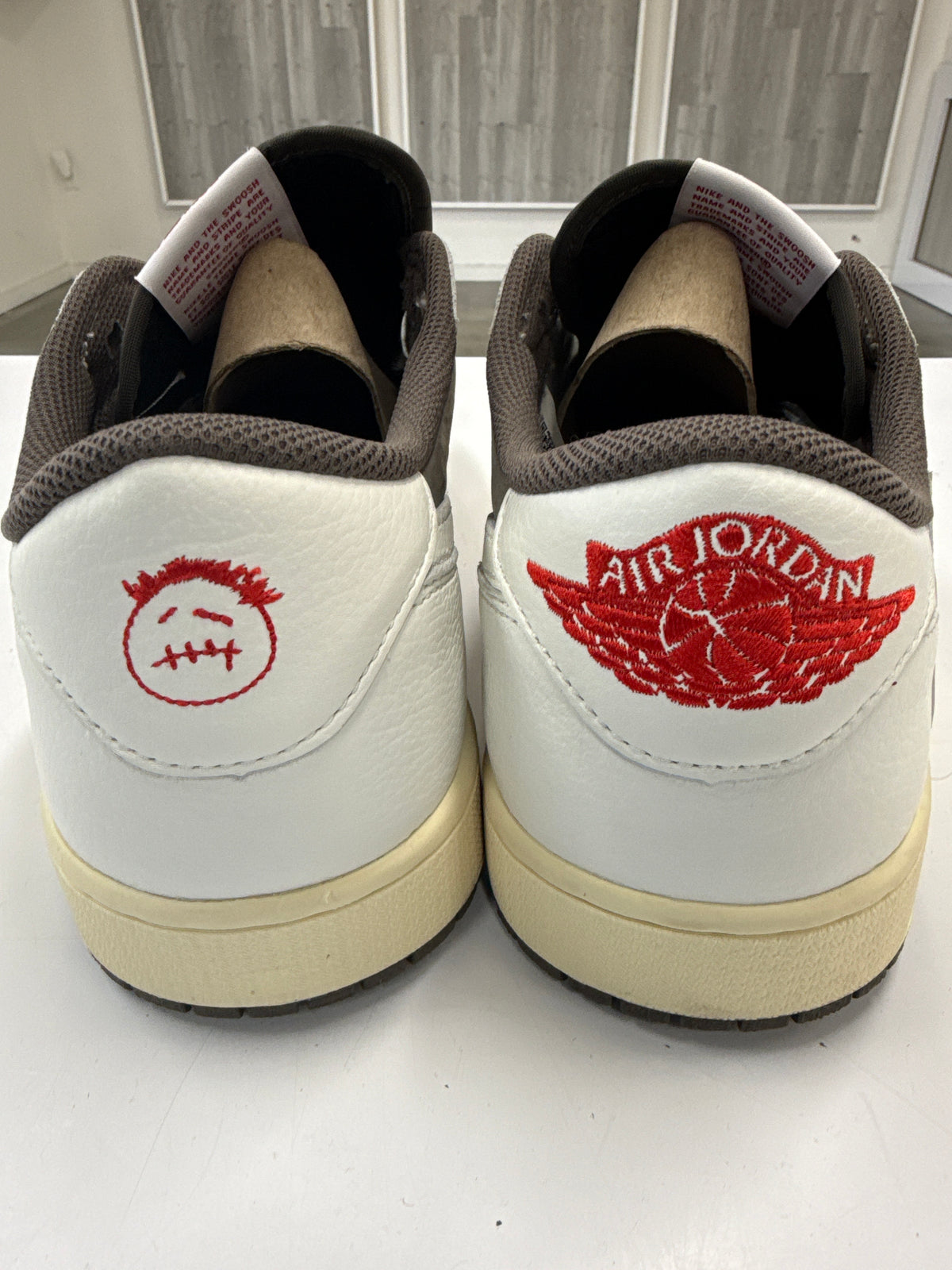 AIR JORDAN 1 LOW TRAVIS SCOTT REVERSE MOCHA - SIZE 12 (WORN ) - SUPER CLEAN