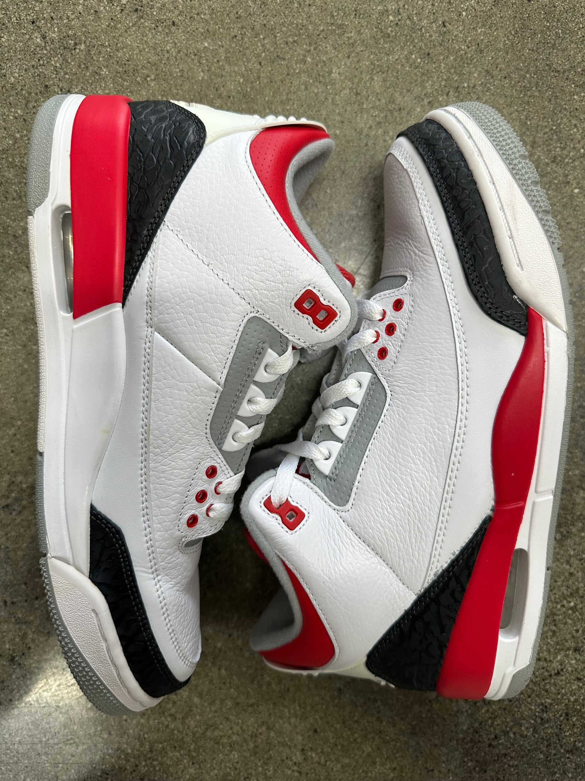 AIR JORDAN 3 FIRE RED 2013 - SIZE 10 (WORN)