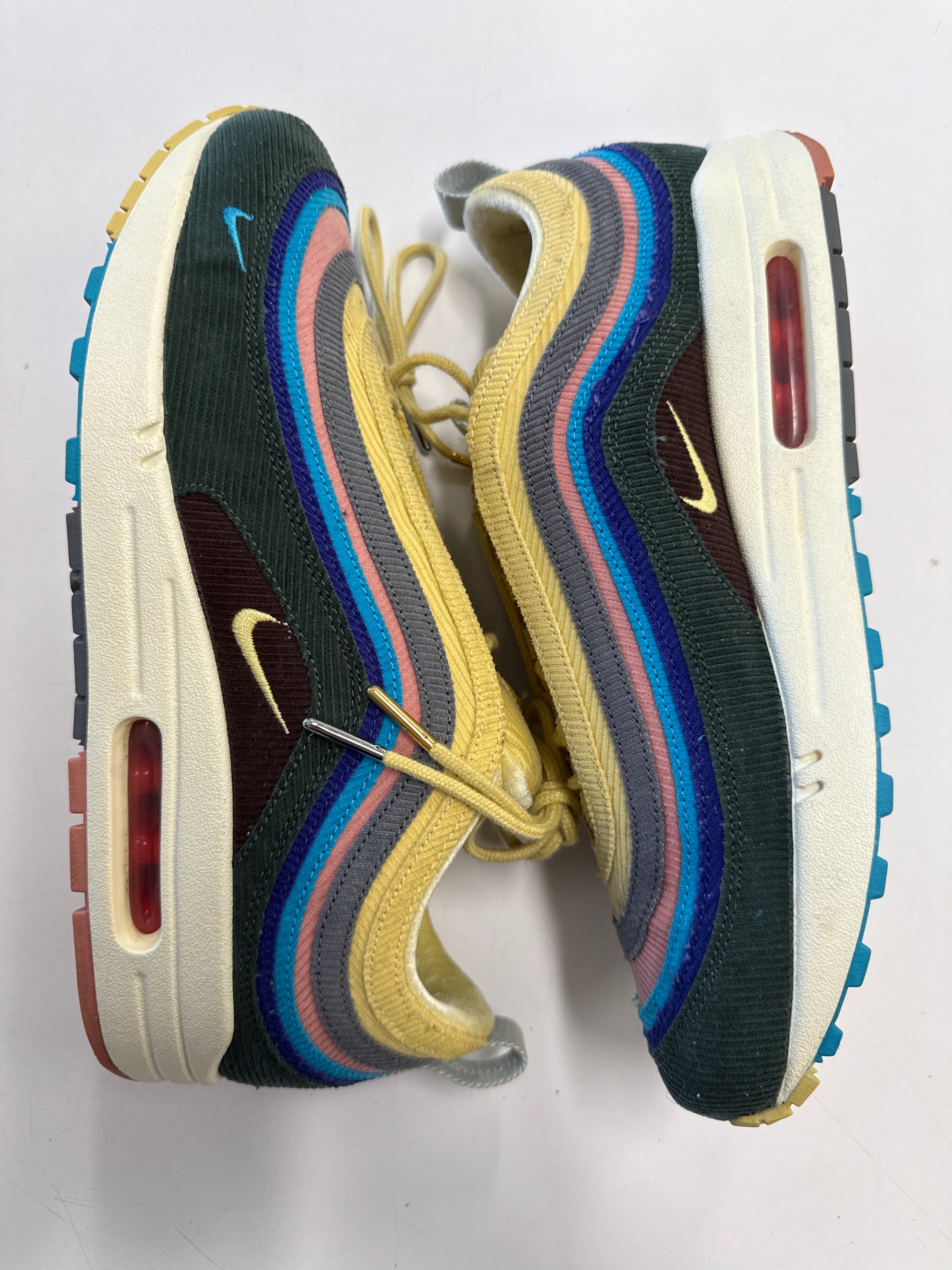 AIR MAX 1/97 SEAN  WOTHERSPOON - SIZE 10 (WORN)