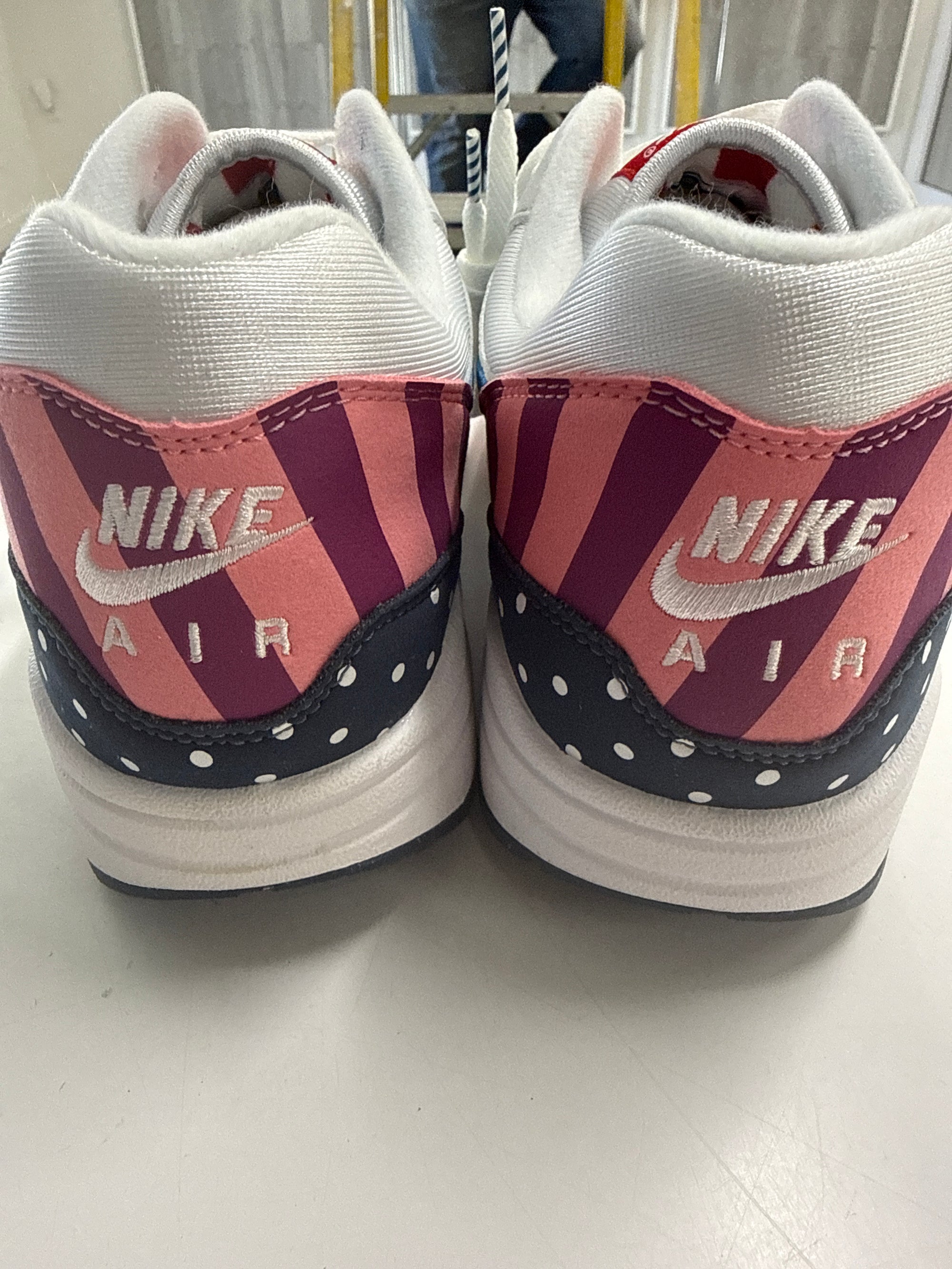 AIR MAX 1 PARRA 2018 - SIZE 11 (WORN)