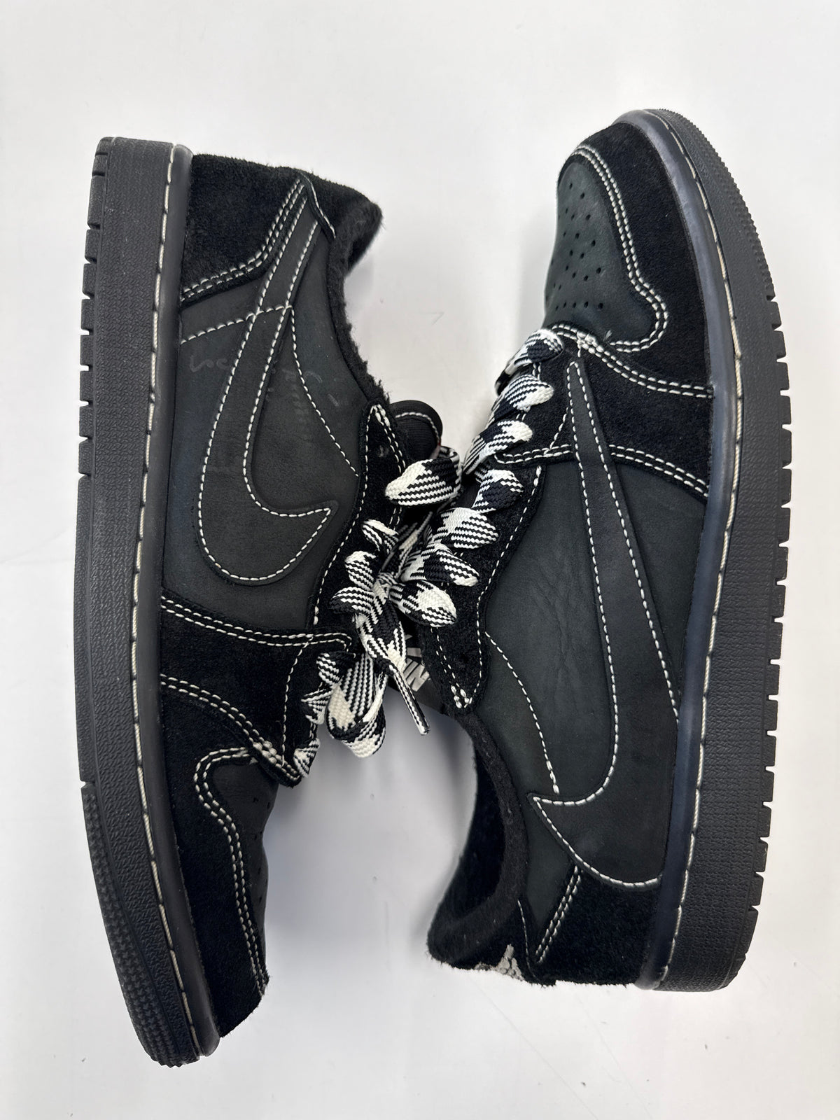 AIR JORADAN 1 LOW TRAVIS SCOTT PHANTOM - SIZE 8 (WORN)