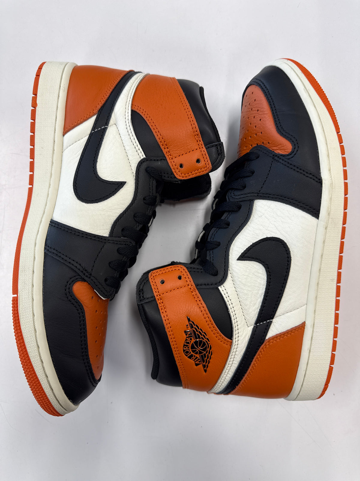 AIR JORDAN 1 HIGH SHATTERED BACKBOARD 2025 - SIZE 11.5 (WORN)