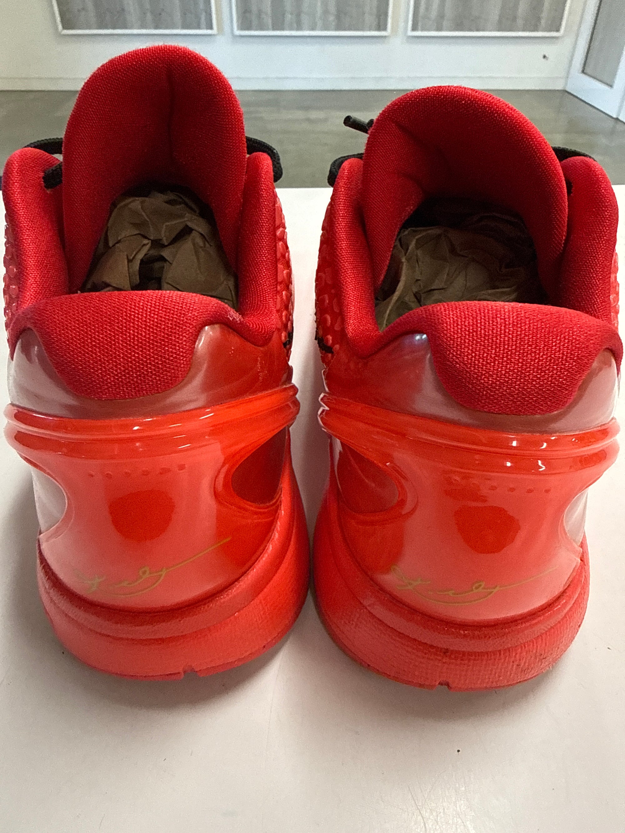 KOBE 6 PROTRO REVERSE GRINCH - SIZE 13 (WORN)