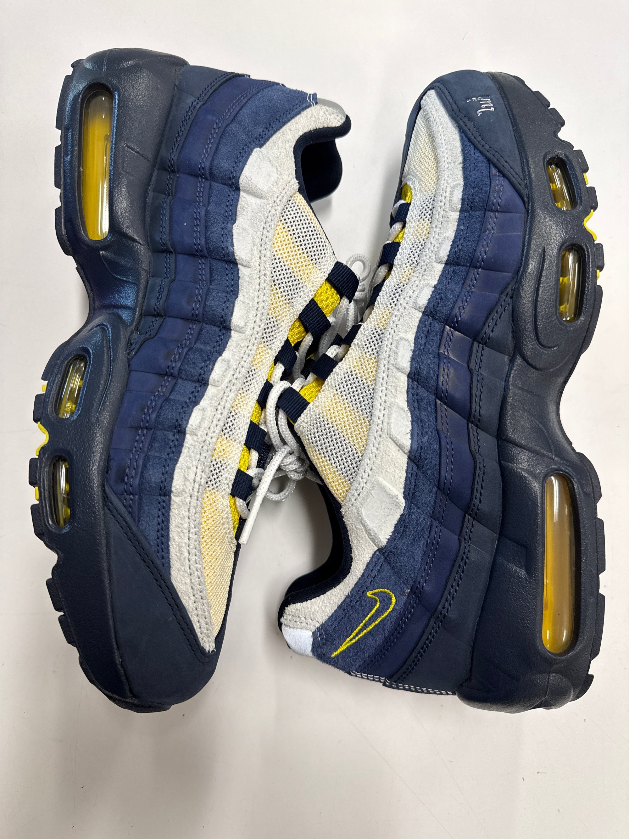 AIR MAX 95 SB ERIC KOSTON OBSIDIAN SPEED YELLOW - SIZE 10.5 (WORN)