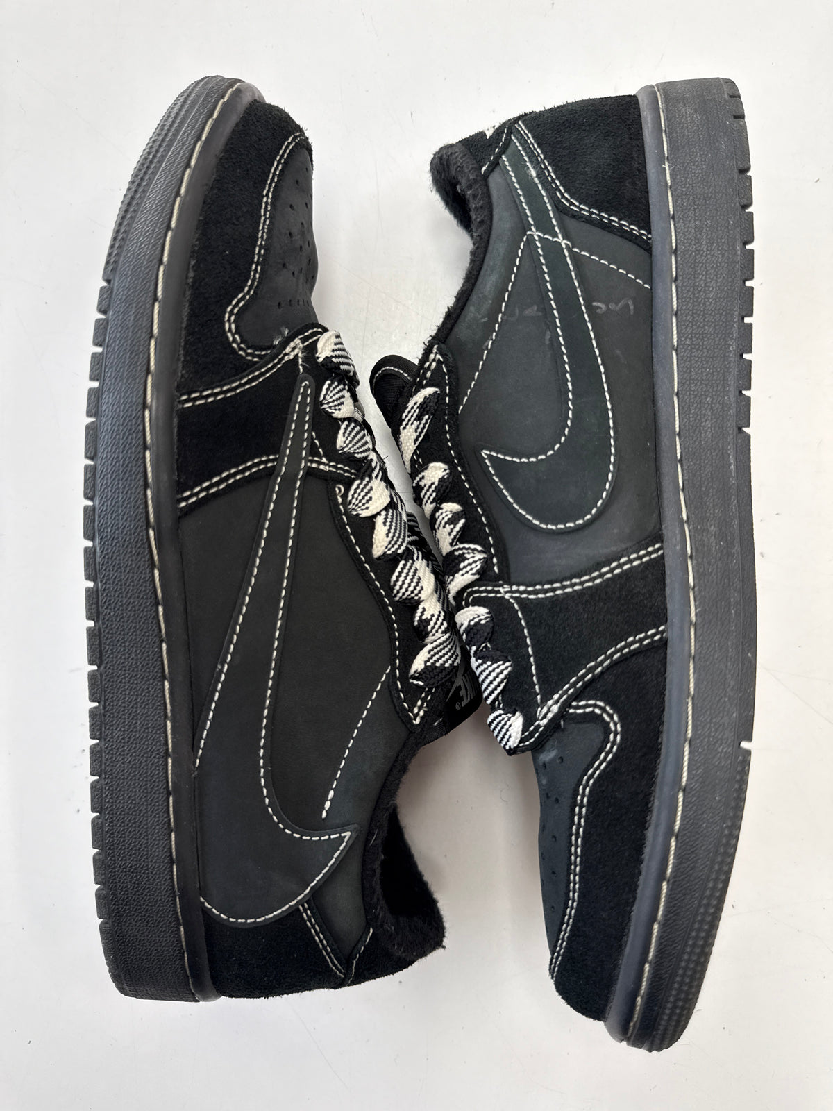AIR JORDAN 1 LOW TRAVIS SCOTT PHANTOM - SIZE 9.5 (WORN)