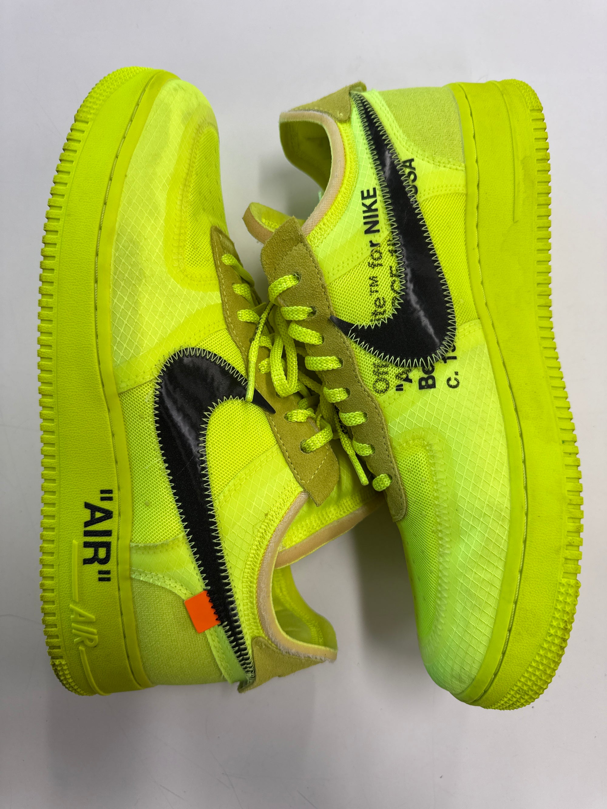 OFF WHITE AIR FORCE 1 LOW VOLT - SIZE 10 (WORN)