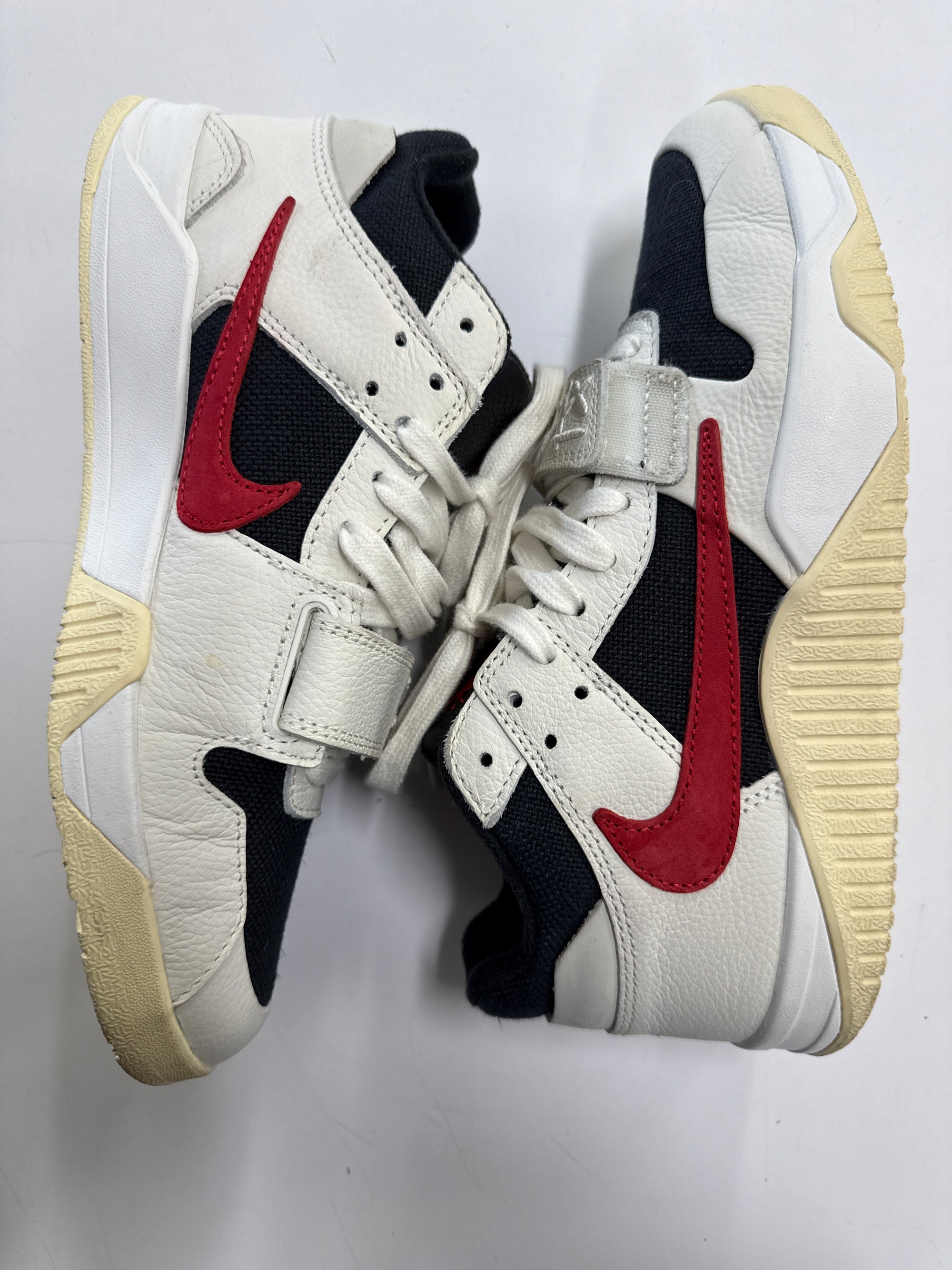 JORDAN JUMPMAN JACK TRAVIS SCOTT UNIVERSITY RED - SIZE 8.5 (WORN)