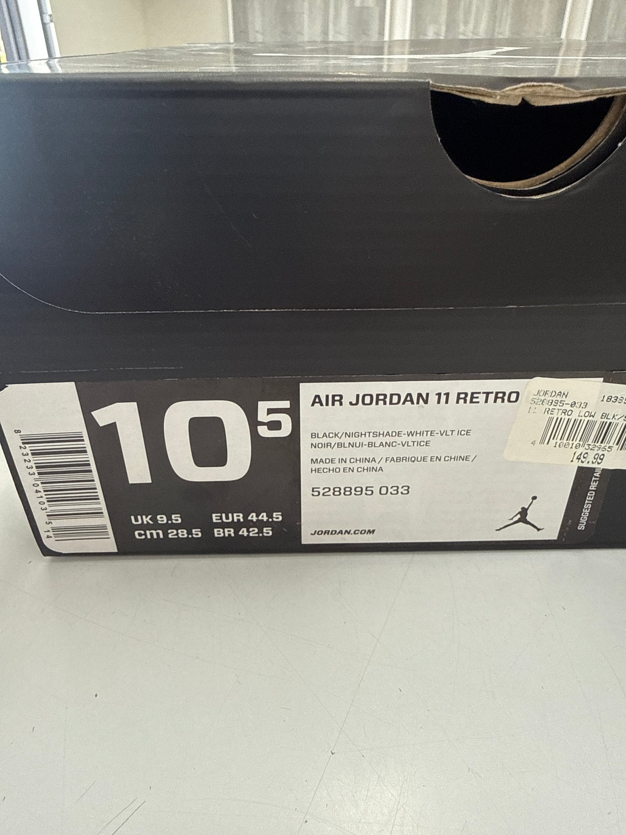 AIR JORDAN 11 LOW SNAKESKIN - SIZE 10.5 (WORN)