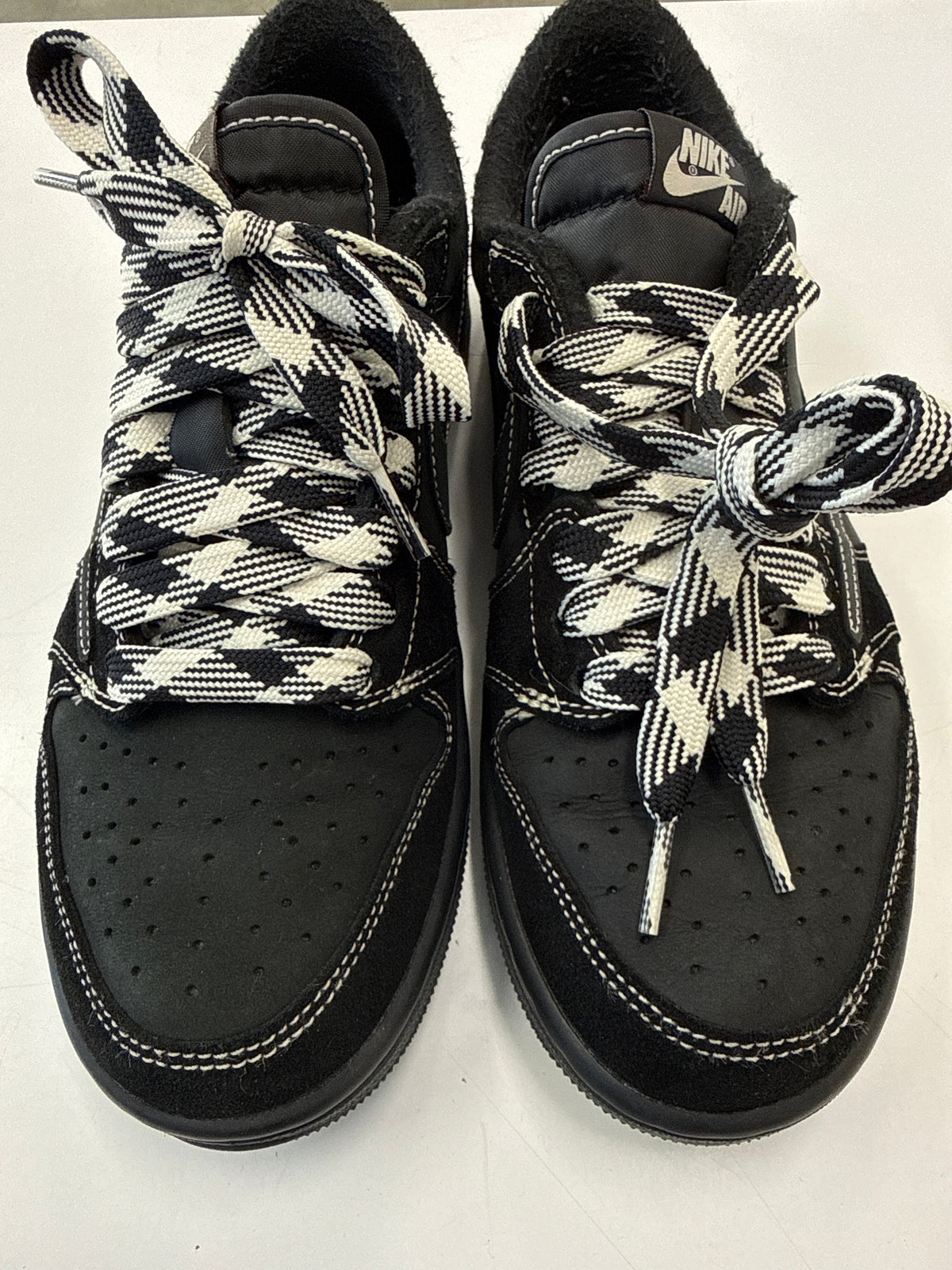 AIR JORADAN 1 LOW TRAVIS SCOTT PHANTOM - SIZE 8 (WORN)