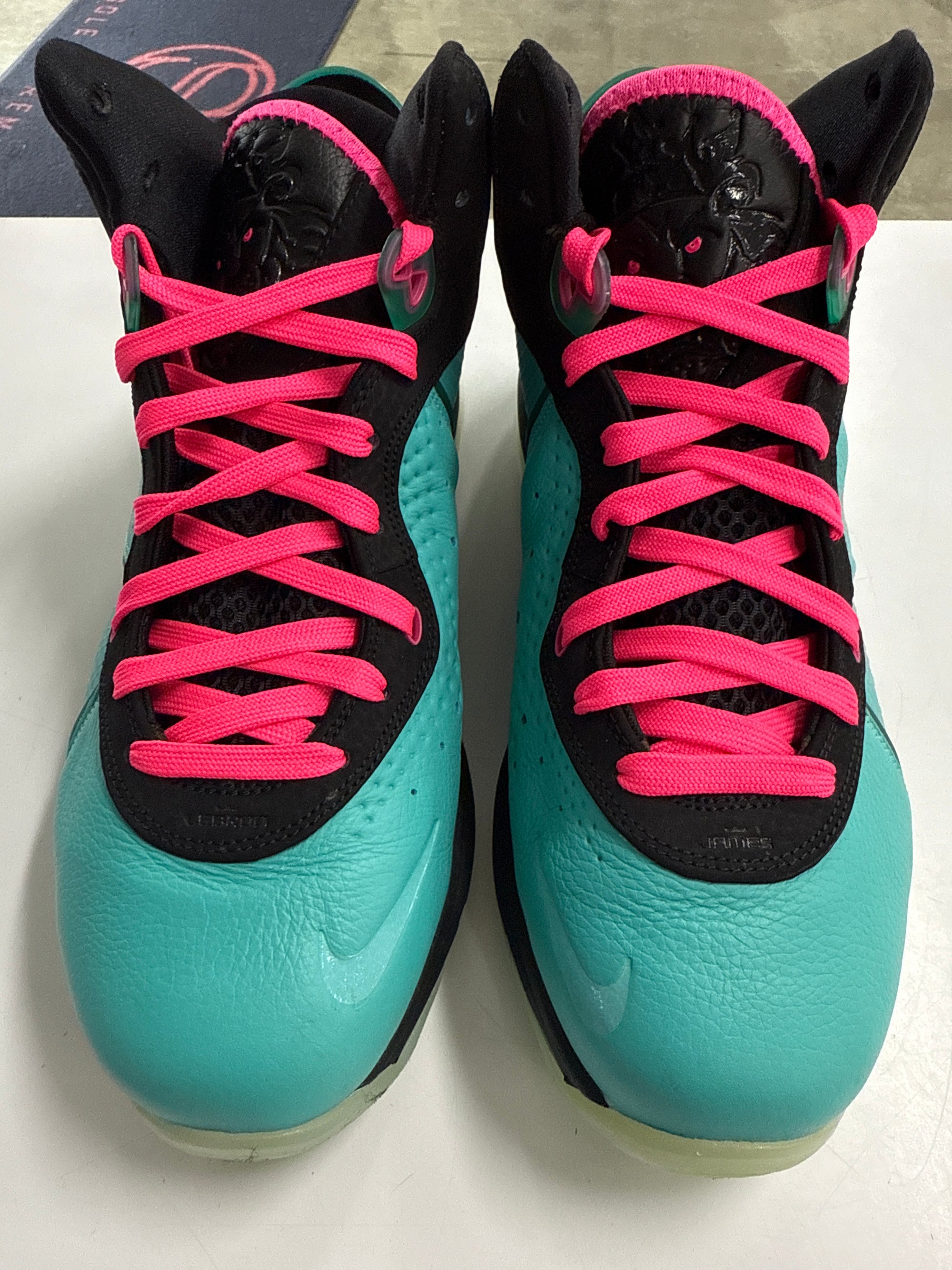 LEBRON 8 SOUTH BEACH 2021 - SIZE 11 (WORN)