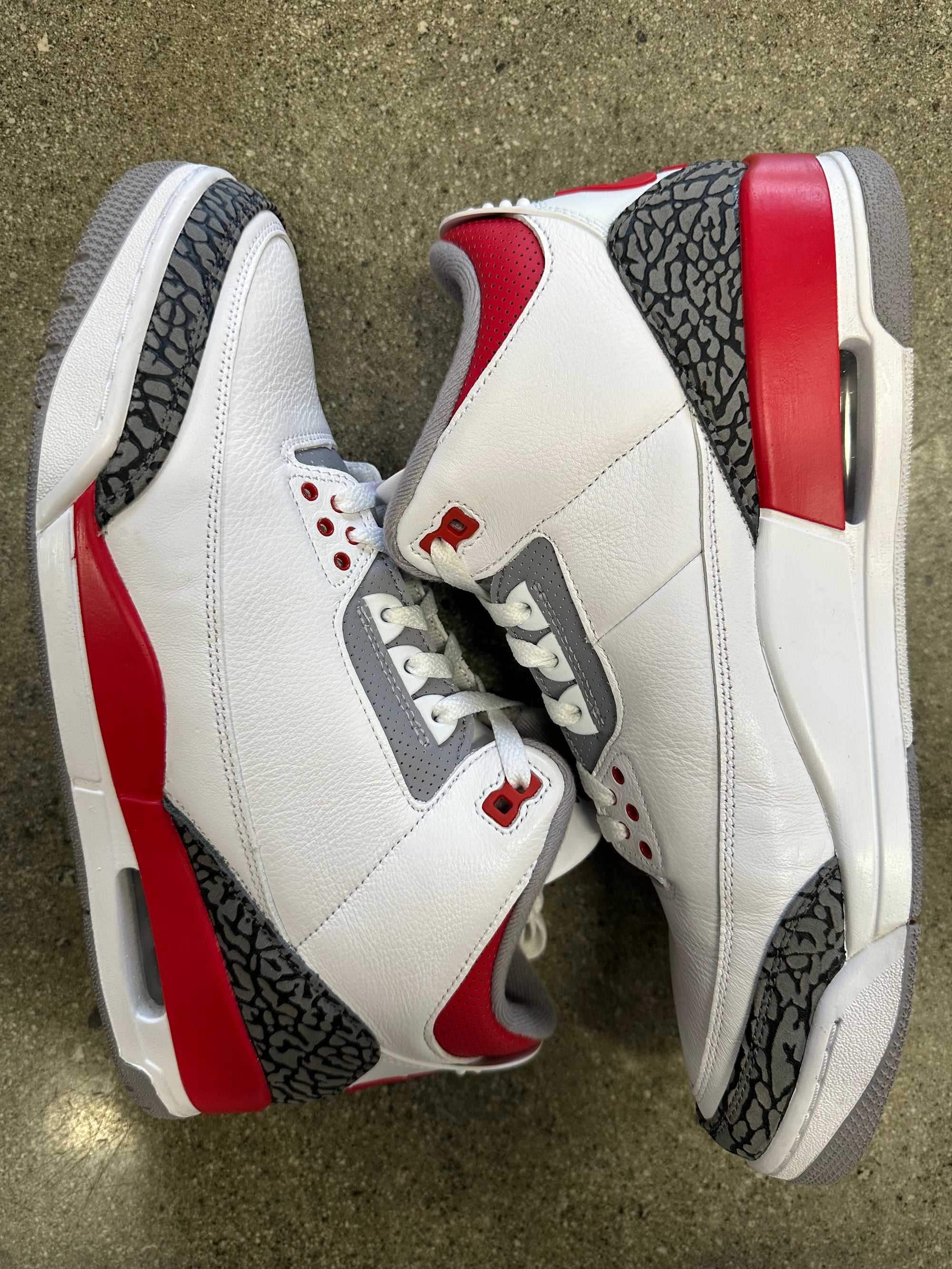 AIR JORDAN 3 RETRO FIRE RED 2022 - SIZE 12 (WORN)