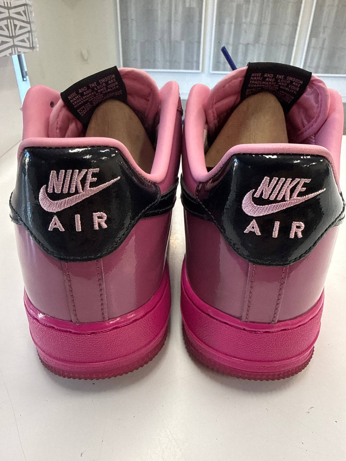 AIR FORCE 1 LOW PINK COOLER MULBERRY ROSE - SIZE 10.5 (WORN)