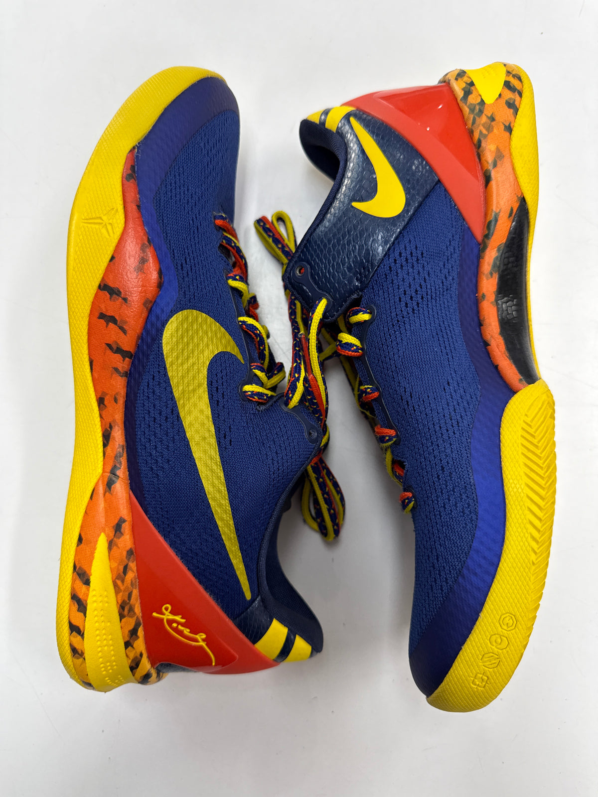 KOBE 8 BARCELONA TIGER - SIZE 9 (WORN)