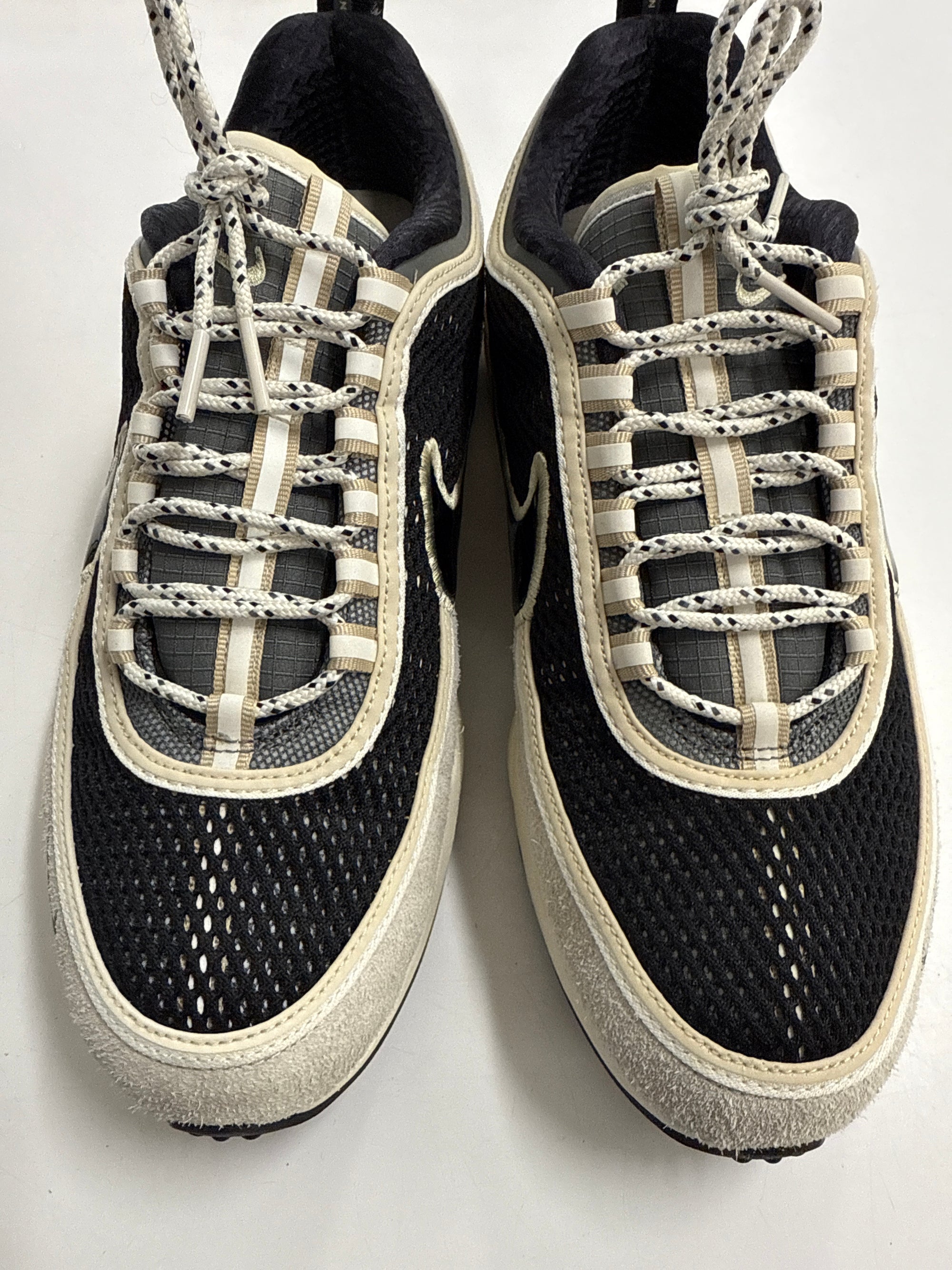 AIR ZOOM SPIRIDON UNDEFEATED PHANTOM - SIZE 9 (WORN)