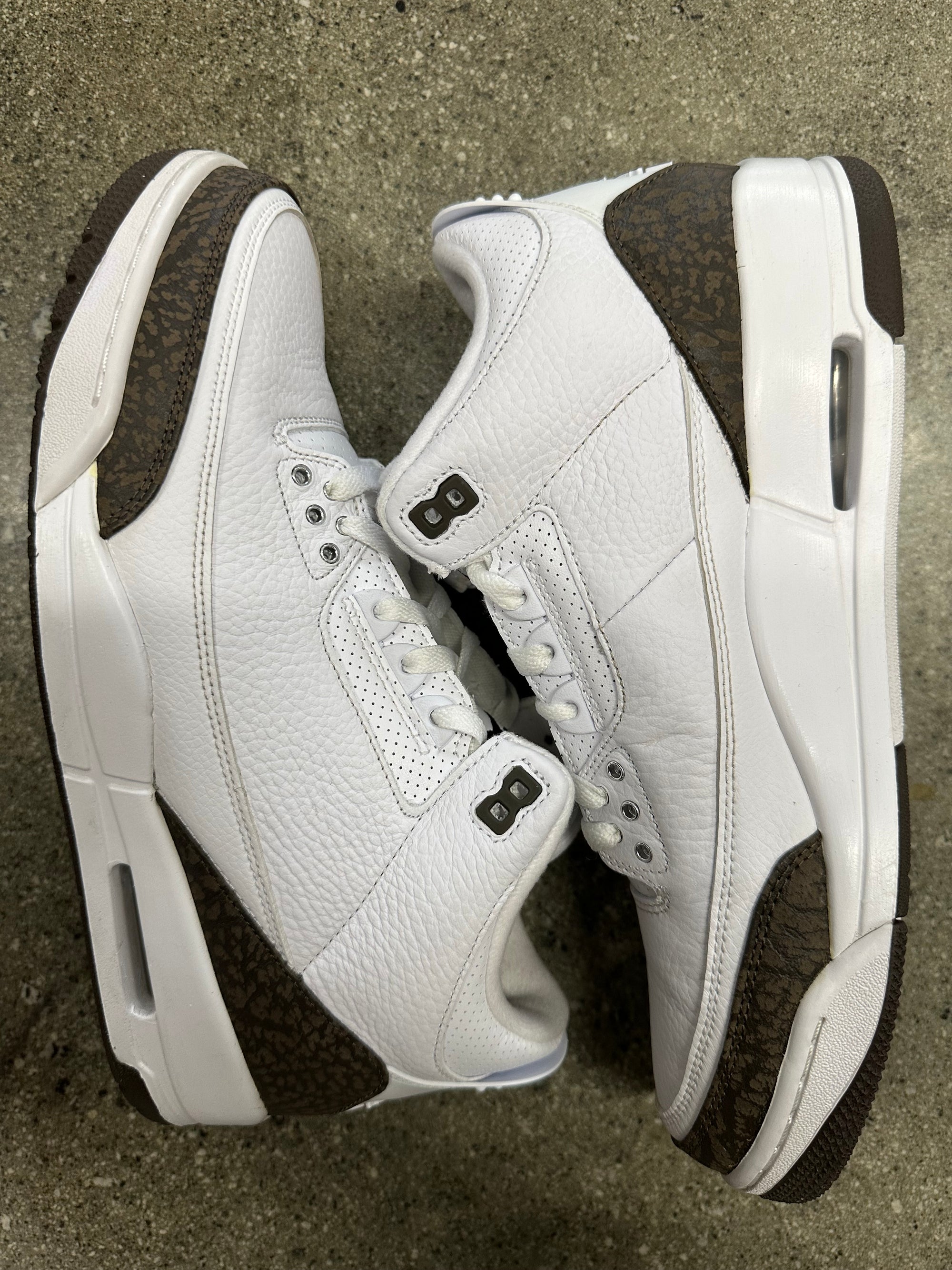 AIR JORDAN 3 MOCHA - SIZE 11 (WORN) - SUPER CLEAN