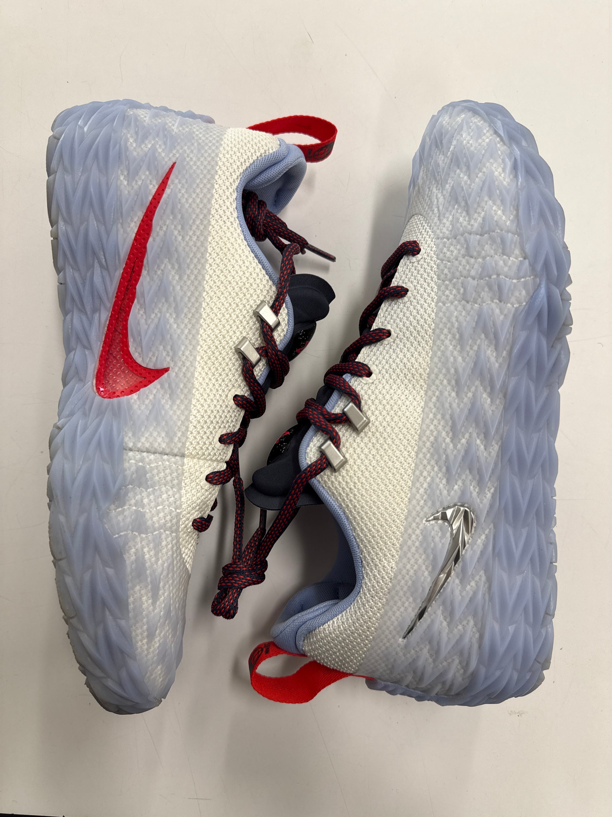 ST CHARGE CADE CUNNINGHAM DETROIT TOUGH - SIZE 11 (WORN)