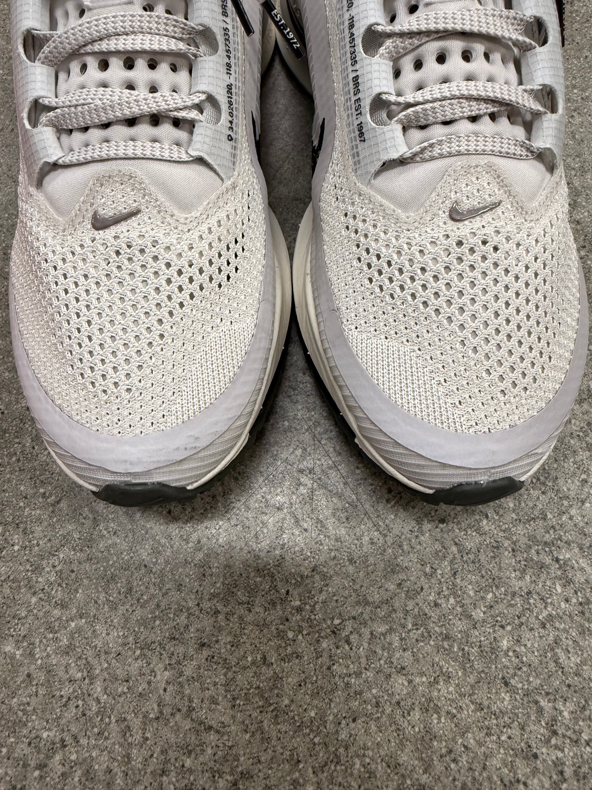 PEGASUS PREMIUMN RUN PLATINUM TINT - SIZE 9.5 (WORN)