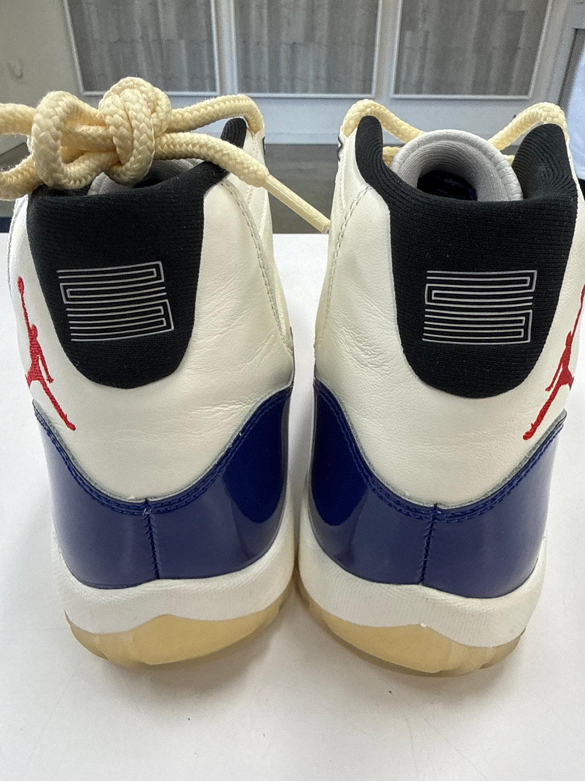 AIR JORDAN 11 RARE AIR - SIZE 10 (WORN) - SUPER CLEAN