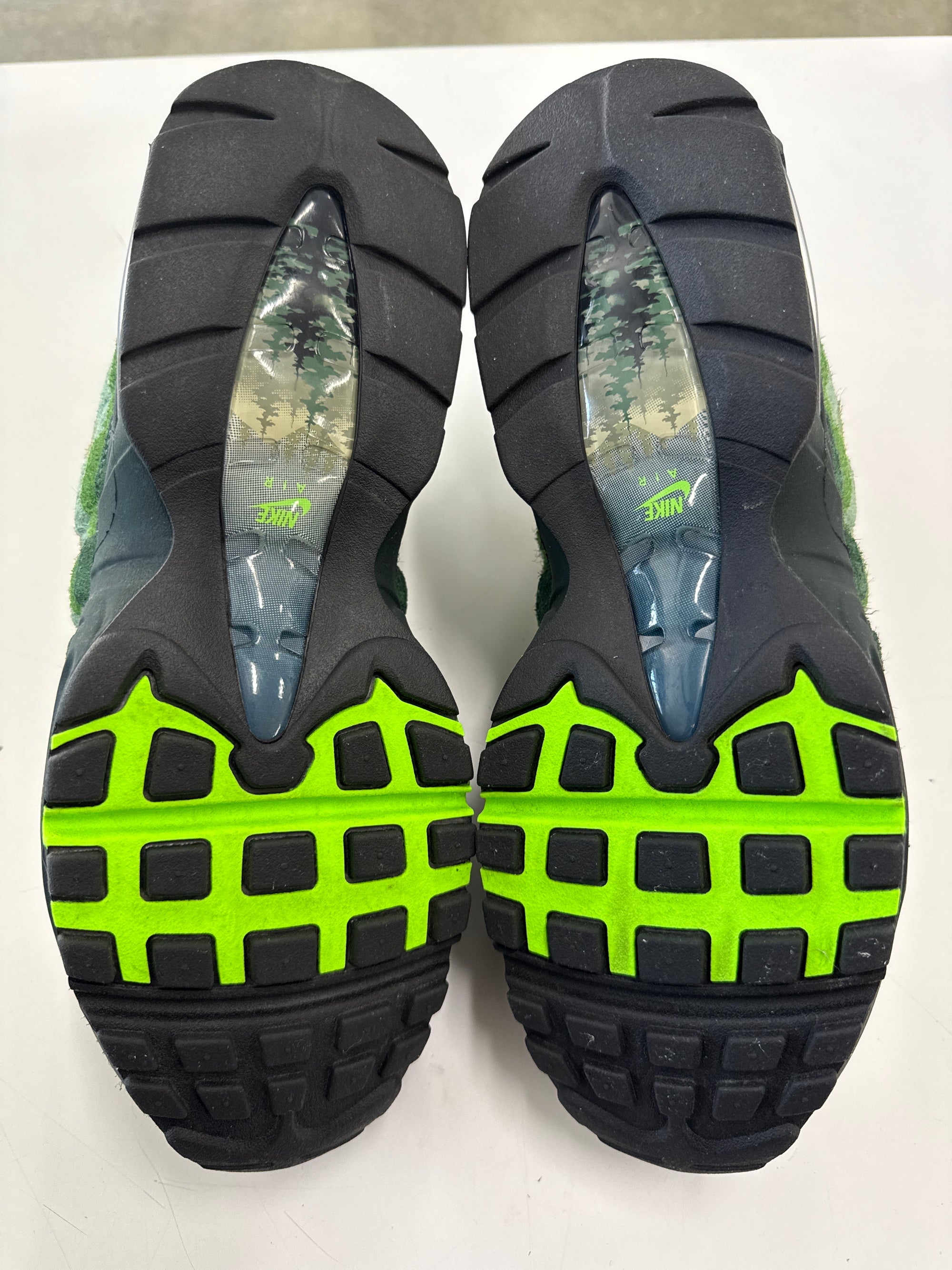 AIR MAX 95 BIG BUBBLE DUCKS OF A FEATHER OREGON DUCKS THE WOODS - SIZE 10.5 (WORN)