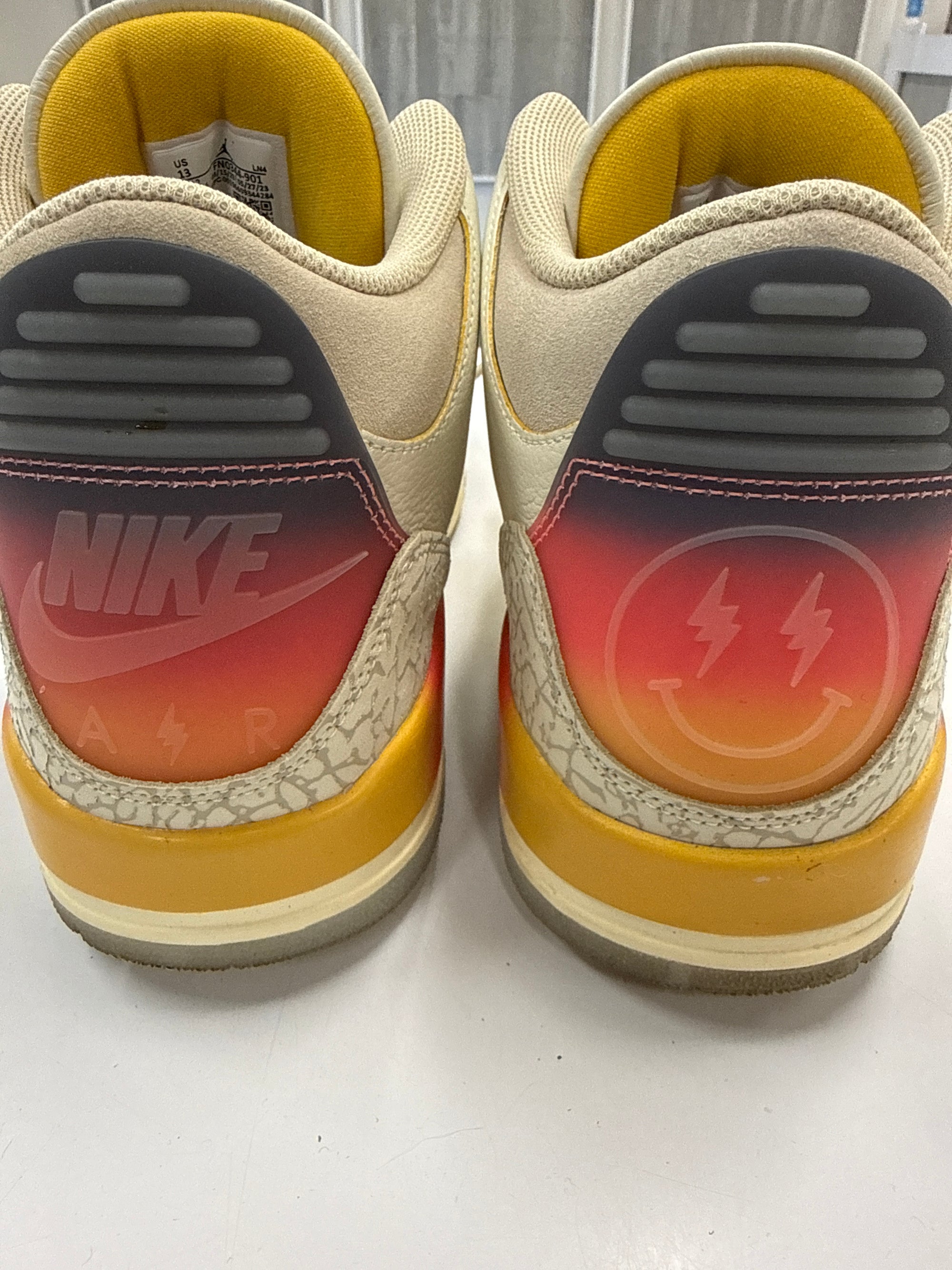 AIR JORDAN 3 MEDELLIN SUNSET J BALVIN - SIZE 13 (WORN)