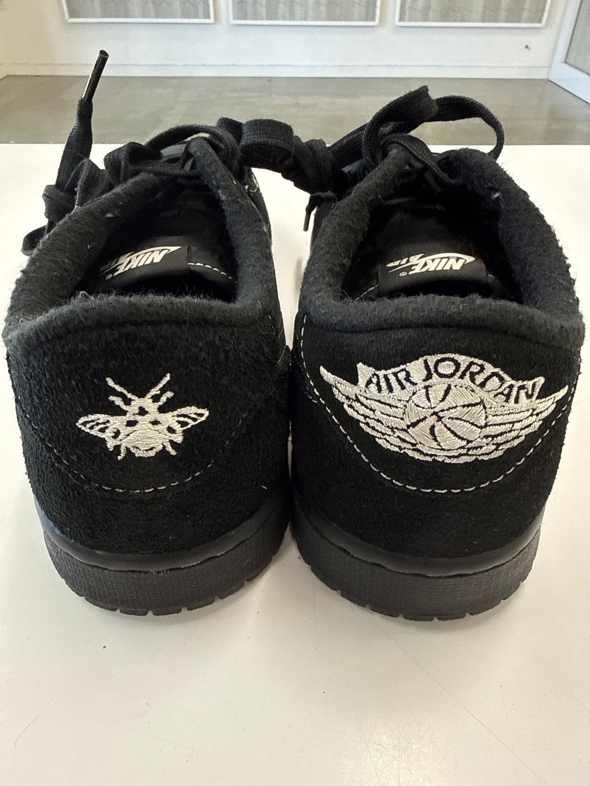 AIR JORDAN 1 LOW PHANTOM TRAVIS SCOTT - SIZE 10 (WORN)