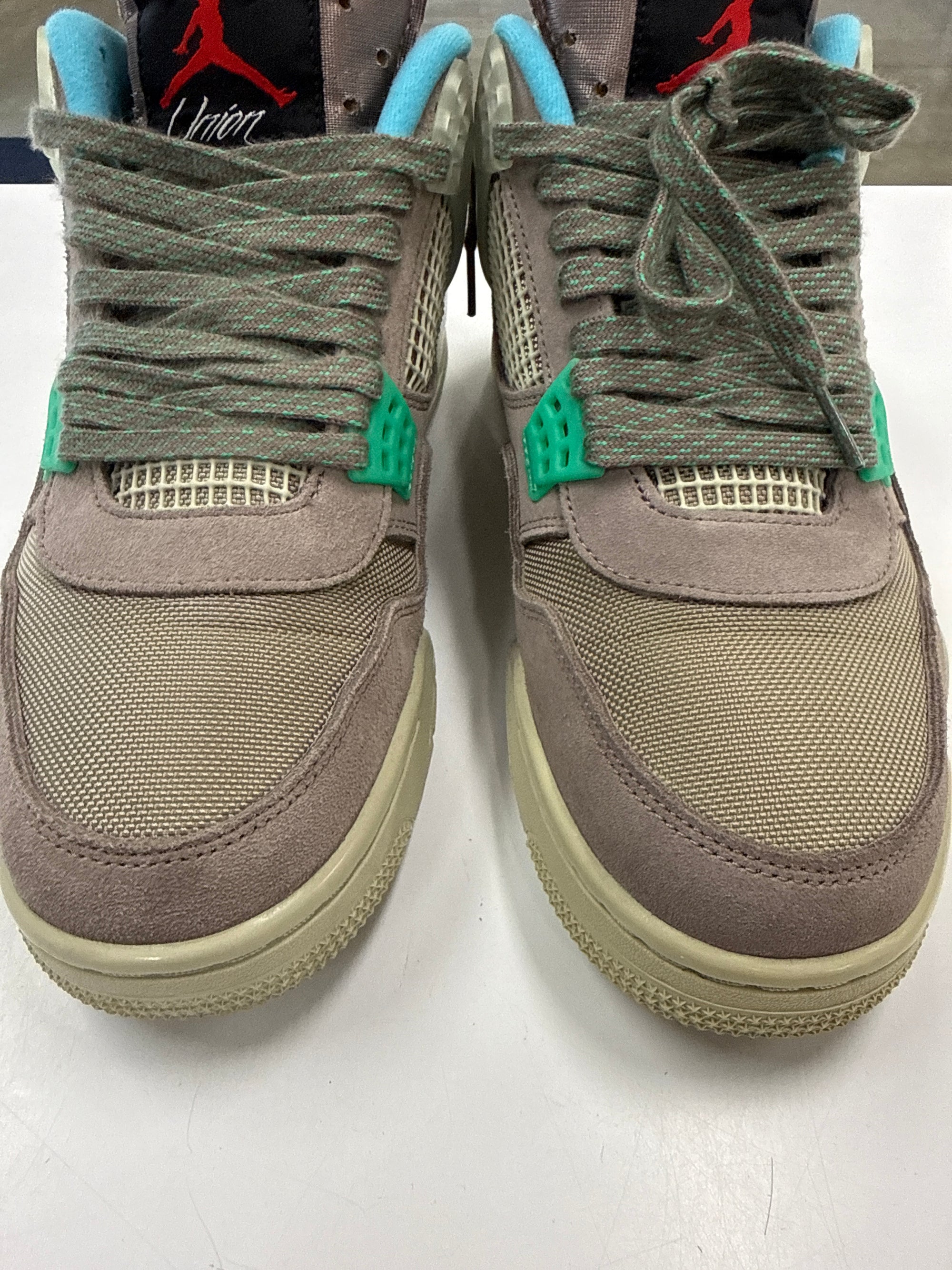 AIR JORDAN 4 UNION TAUPE - SIZE 11 (WORN)