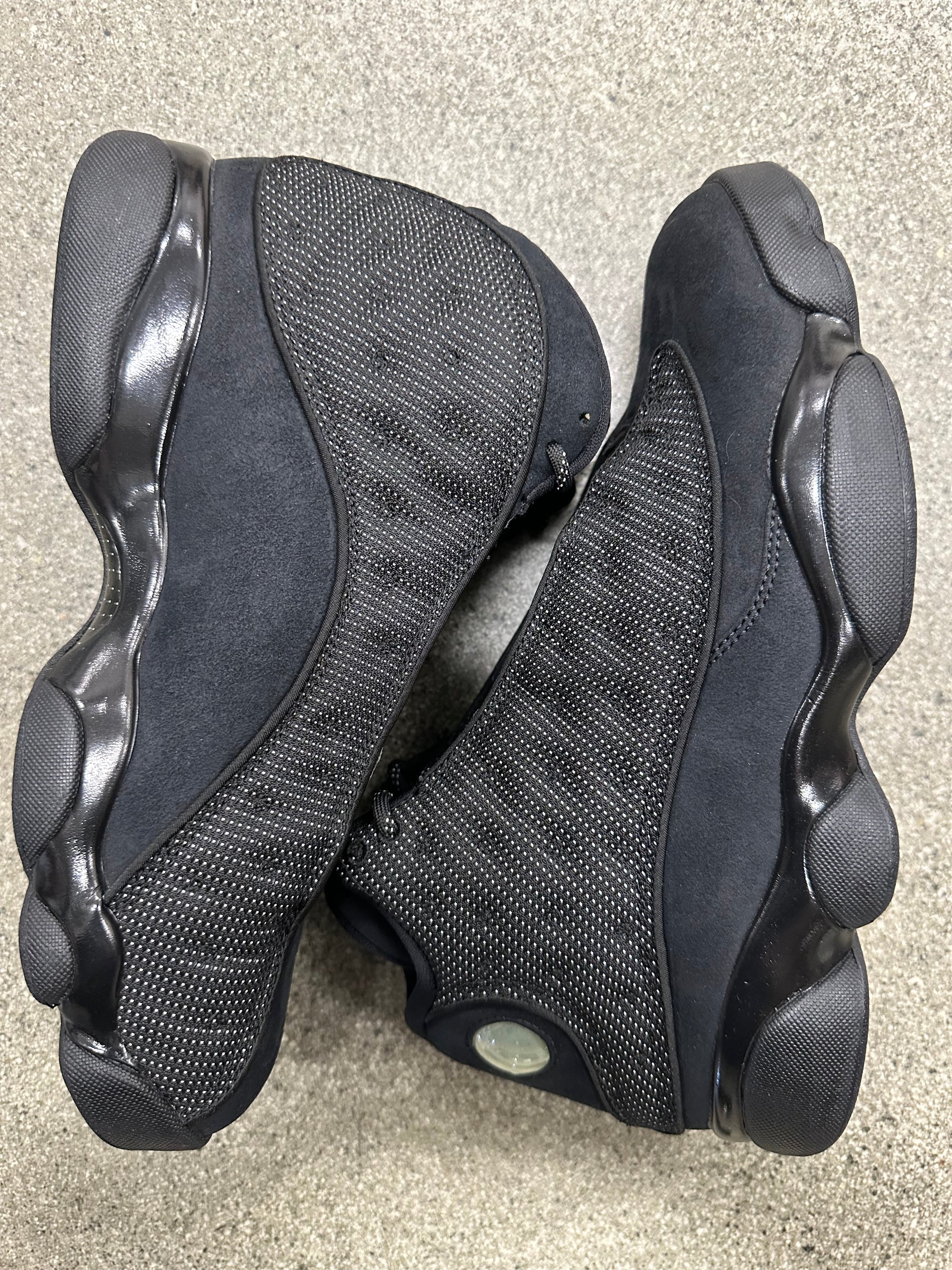 AIR JORDAN 13 BLACK CAT - SIZE 9.5 (WORN)