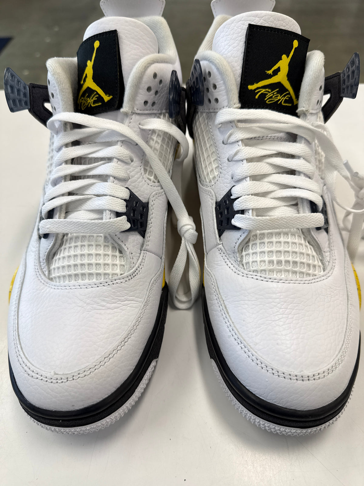 AIR JORDAN 4 TOUR YELLOW 2026 - SIZE 11 (WORN)