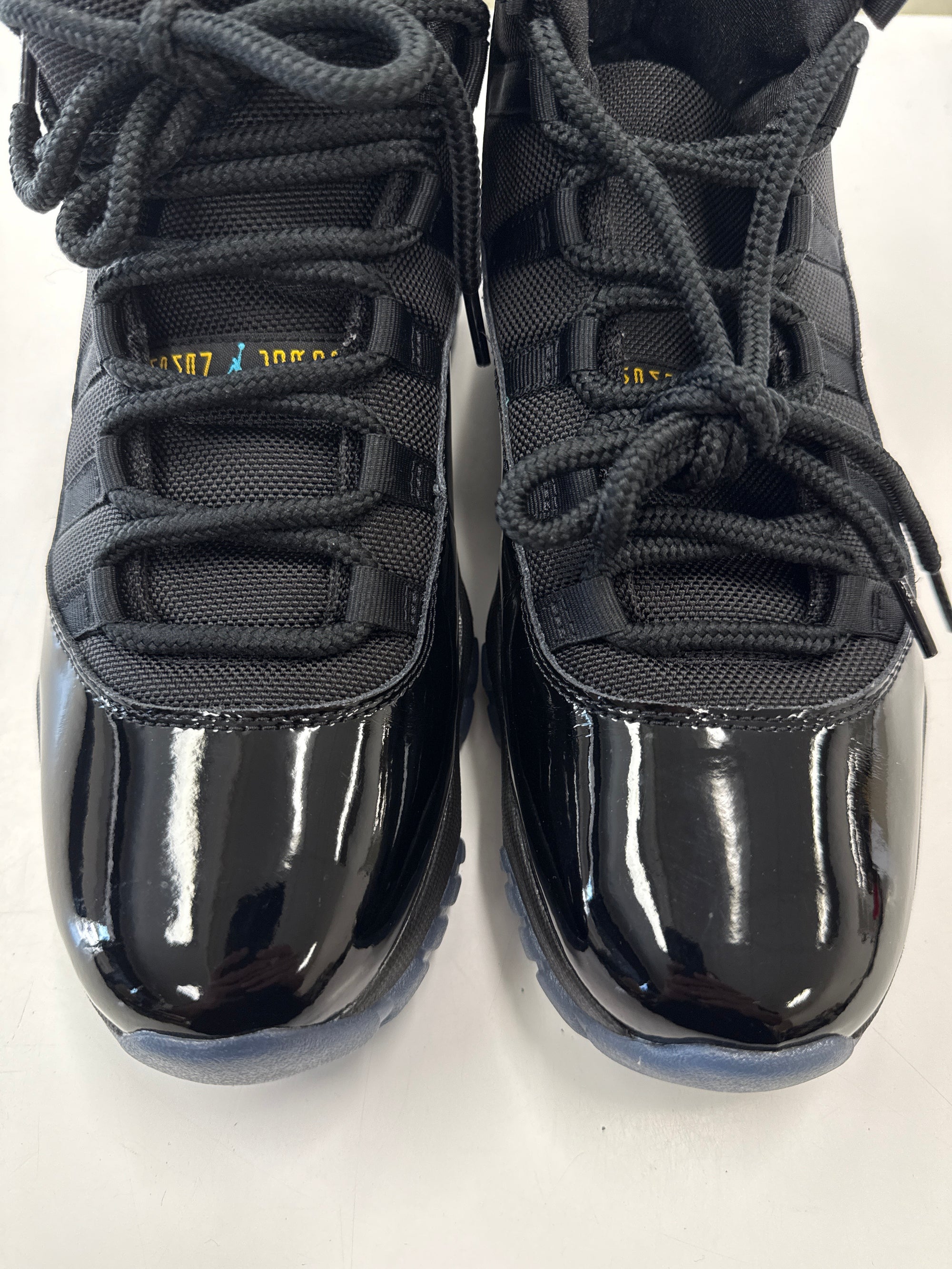 AIR JORDAN 11 GAMMA 2025 - SIZE 11 (WORN)