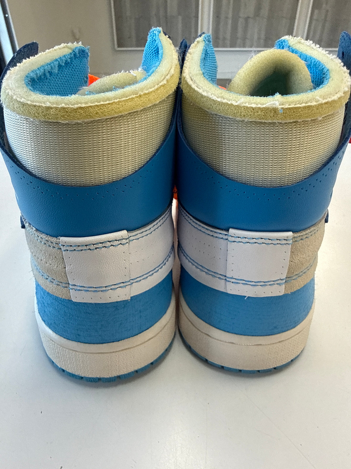 OFF WHITE AIR JORDAN 1 HIGH UNIVERSITY BLUE - SIZE 8 (WORN) - PROMO SAMPLE LABEL